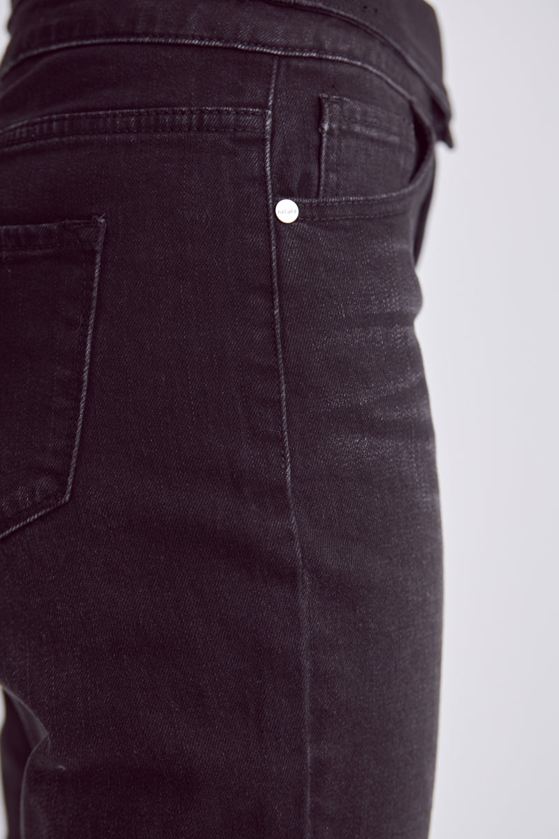 Mandy High Rise Mom Jeans